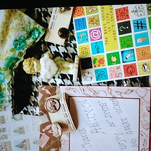 🏁 BCBG BLACK/WHITE Cardigan Acrylic Blend NWOT  🏁  Sz S Not L - Picture 10 of 13